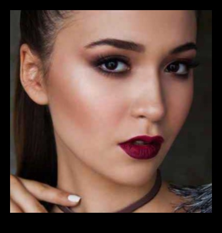 Το Glam Meets Grunge: Εκρηκτικές ανατροπές στα κλασικά στυλ μακιγιάζ για πάρτι