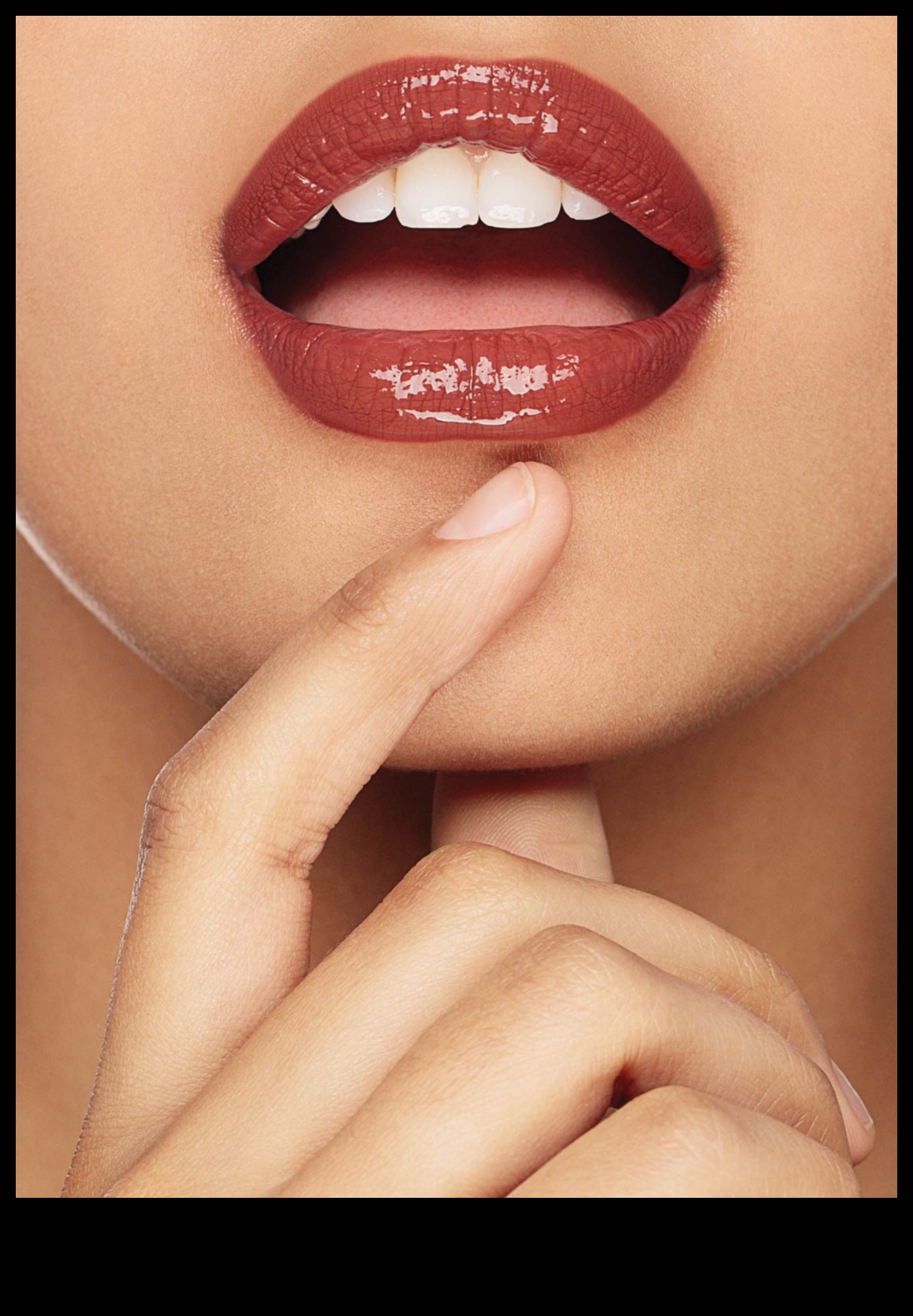 Πώς να φωτογραφίσετε γυαλιστερά χείλη Συμβουλές για να αιχμαλωτίσετε τα χείλη σας με όλο τους το λαμπερό μεγαλείο 3 Lip Gloss και Φωτογραφία: Συμβουλές για να αποτυπώσετε τα γυαλιστερά χείλη σας με εκπληκτική λεπτομέρεια