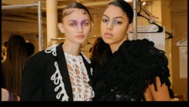 Glam μακιγιάζ Η γέφυρα μεταξύ μόδας και ομορφιάς 6 Η επιρροή του Glam Makeup στη μόδα: Γεφυρώνοντας το χάσμα μεταξύ στυλ και ομορφιάς